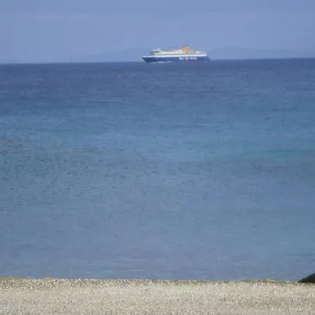 Esthir S Guest House- Sea View